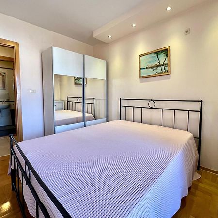 Apartment Verdan Бар Екстер'єр фото