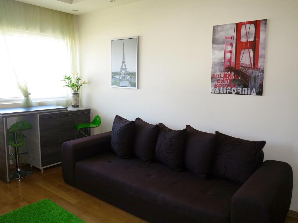 Apartment Verdan Бар Екстер'єр фото